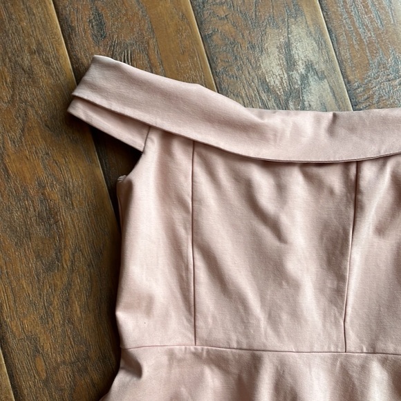 - NWT Lulus blush Off the Shoulder Skater Dress - Size Medium - Picture 8 of 16